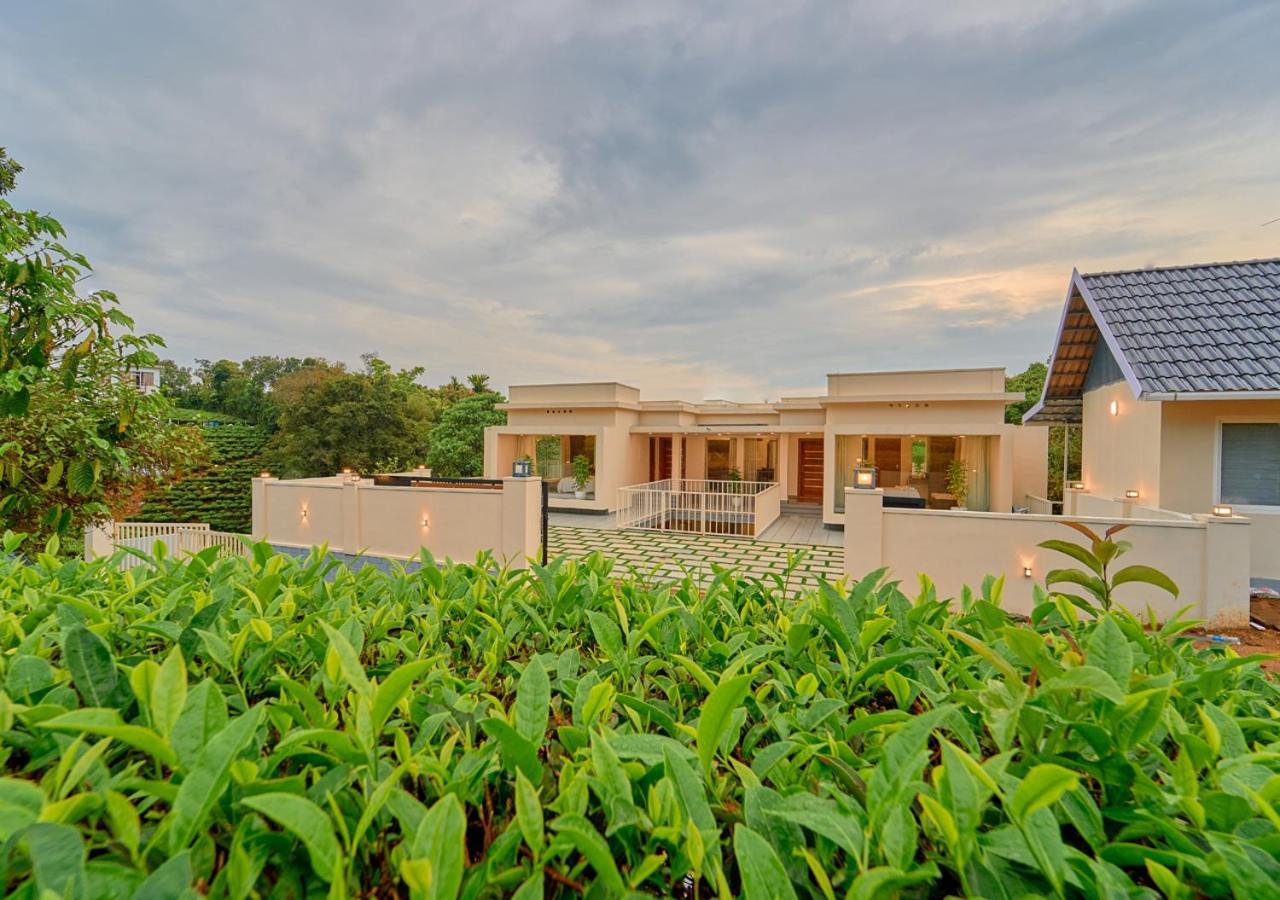 Glen Castle Vagamon Pool Resort By Voye Homes 外观 照片