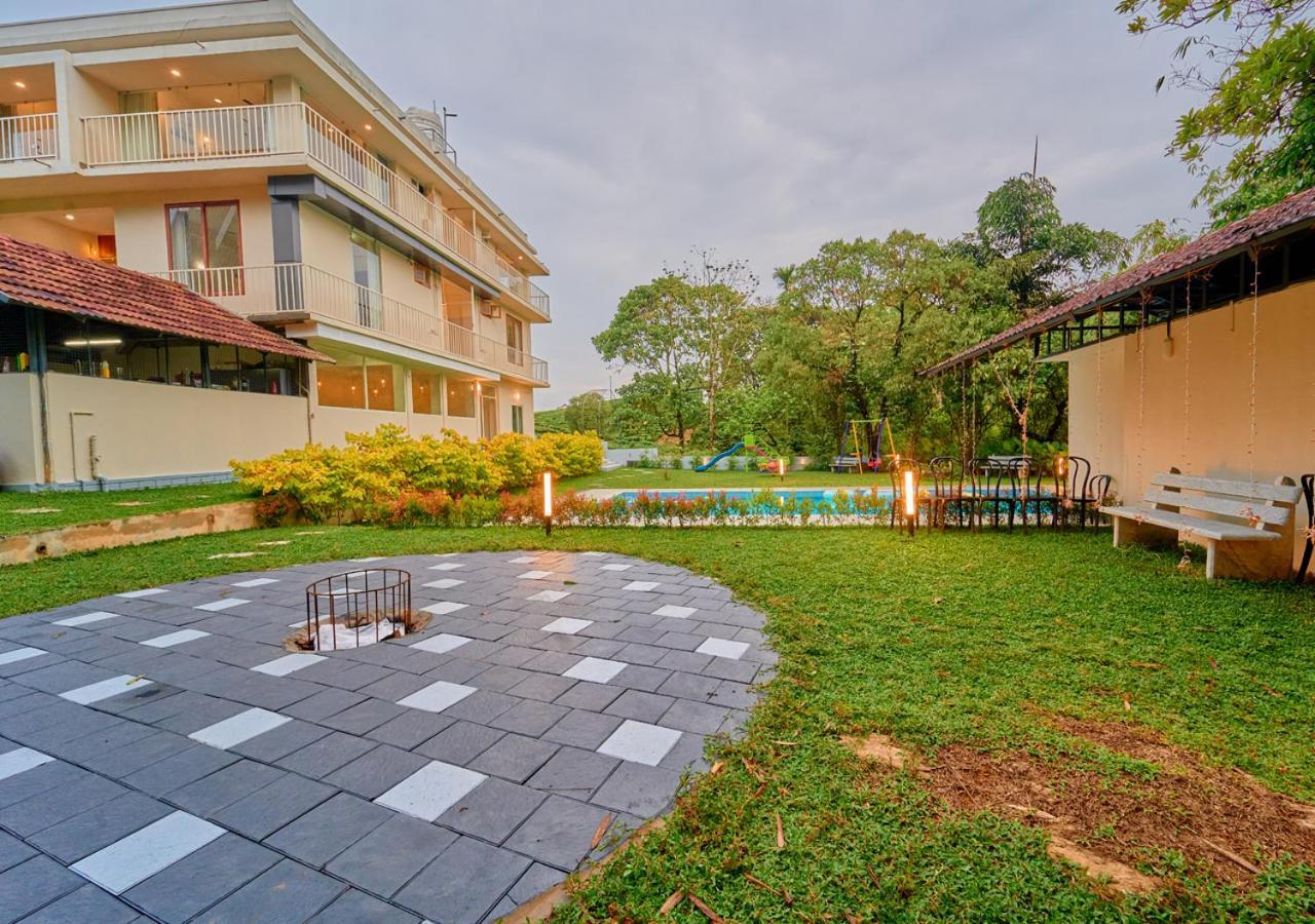 Glen Castle Vagamon Pool Resort By Voye Homes 外观 照片